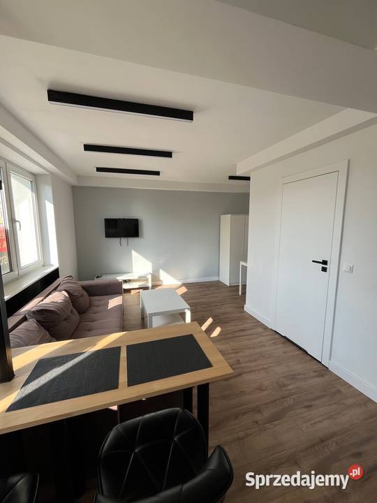 Mieszkanie kawalerka centrum Świdnik na sprzedaż piwnica