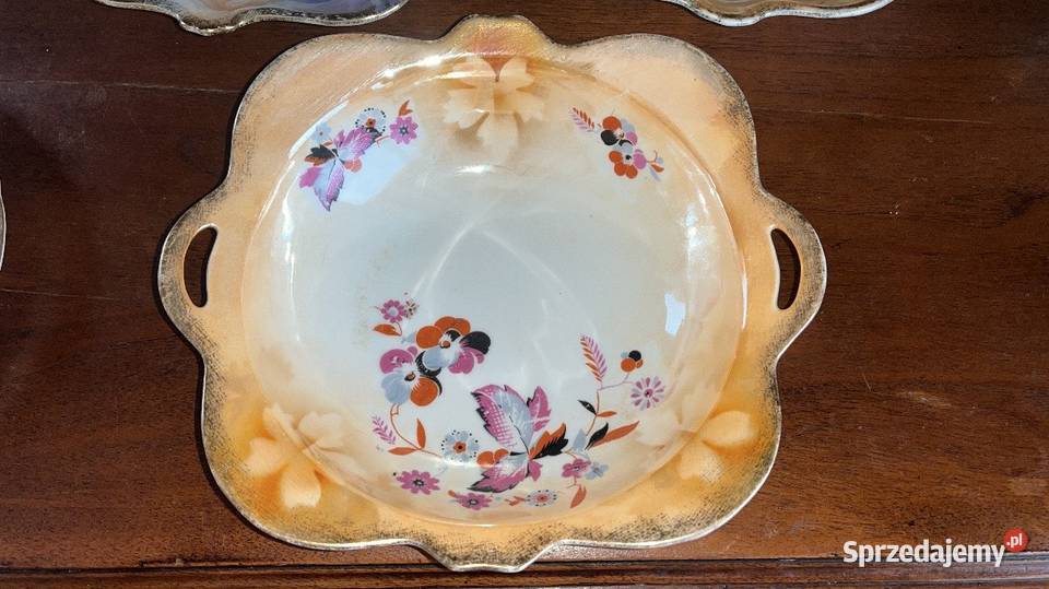 Patera z opalizowanej porcelany Syg Sile Antyki, Sztuka, Kolekcje pomorskie Gdańsk