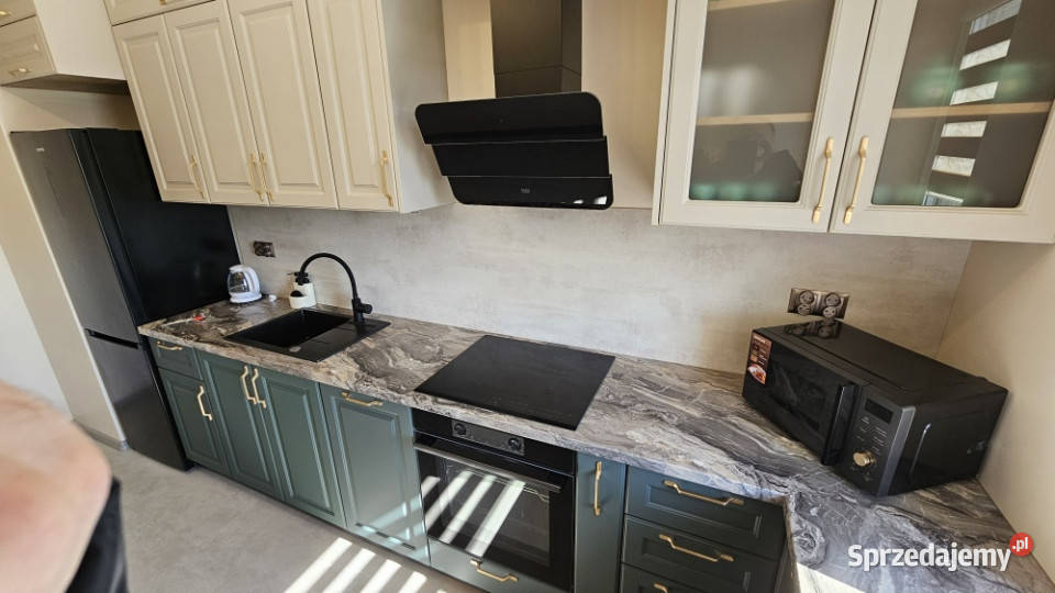 Wynajem mieszkania 40m z miejscem postojowym 3 piętra i więcej Kutno