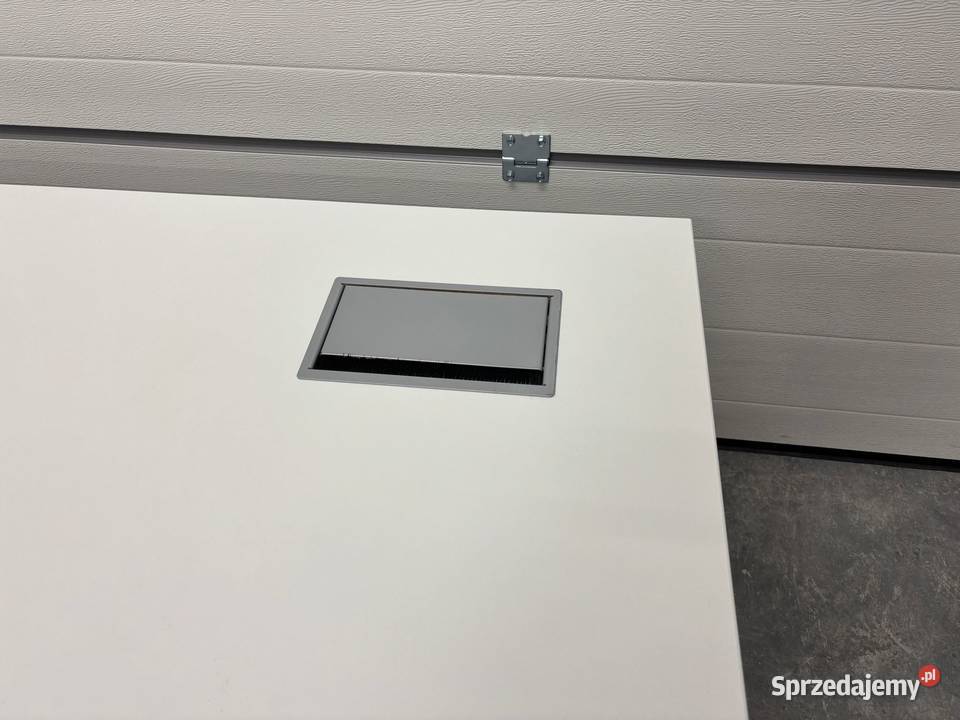 Biurko Steelcase Kalidro z media portem Kraków