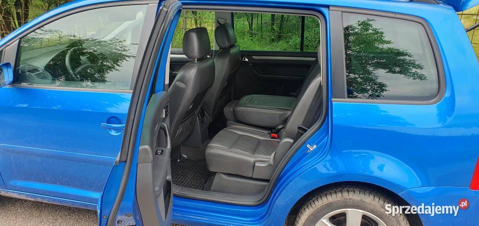 Vw touran 20 LPG 110kw niebieski Jawor