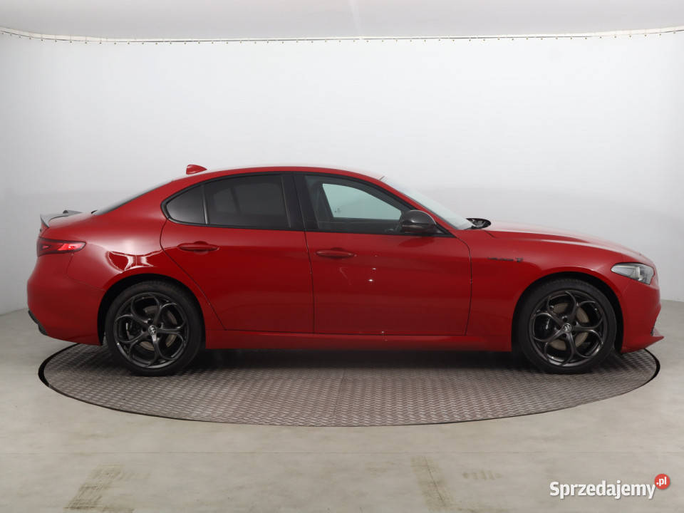 Alfa Romeo Giulia 20 Turbo czerwony dolnośląskie Bielany Wrocławskie