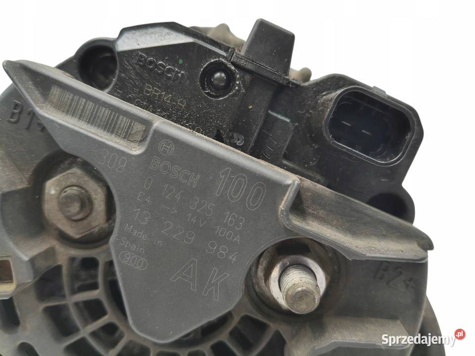 ALTERNATOR Opel Astra H Zafira B Meriva 16 16V Układ elektryczny silnika Chełm