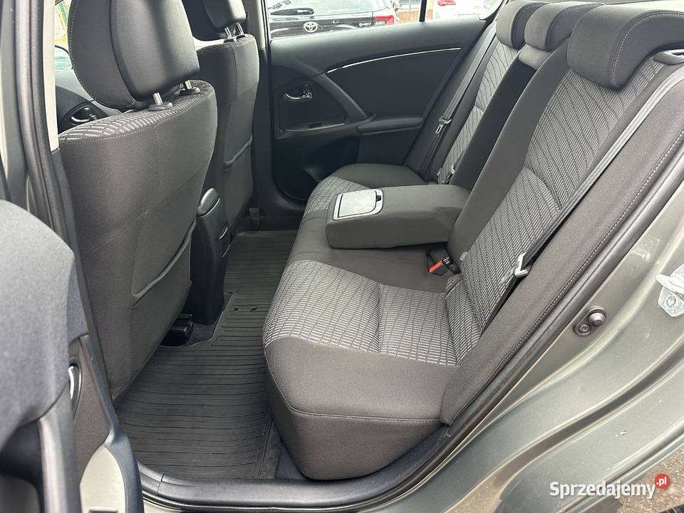 Toyota Avensis 20 D4D 126I rej 2012rSalon Avensis mazowieckie Warszawa