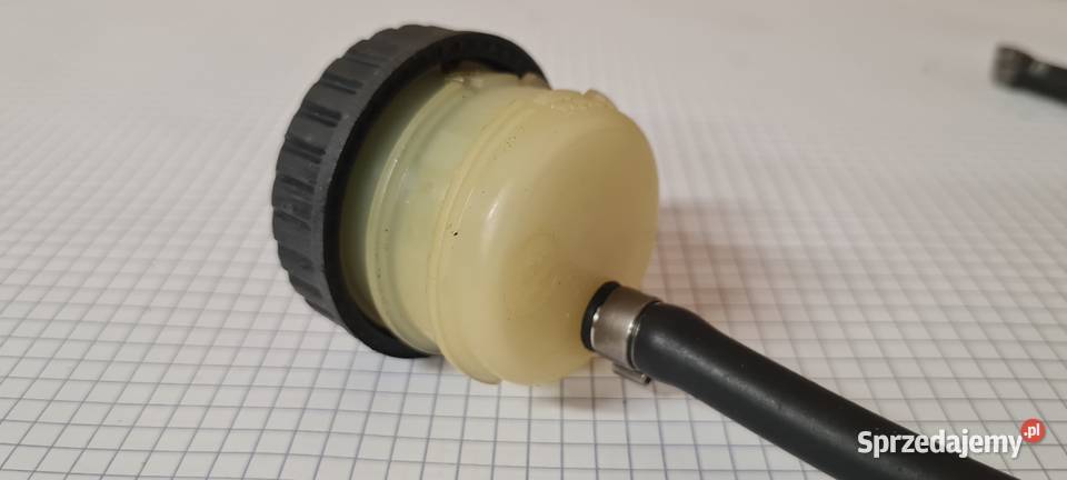 BMW R 1200 zbiorniczek płynu hamulcowego tył