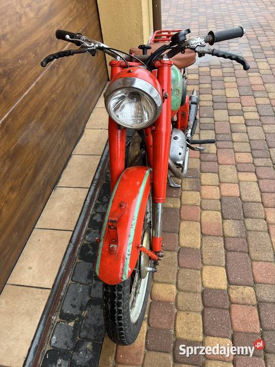 Sprawny Peugeot 176TC4 Rok produkcji 1952 Żychlin