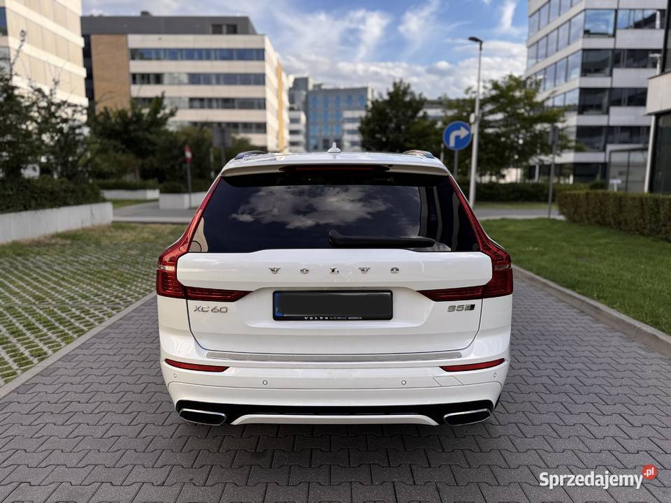 Volvo XC60 RDesign B5 D AWD 235 MHEV Panorama automatyczna Poznań