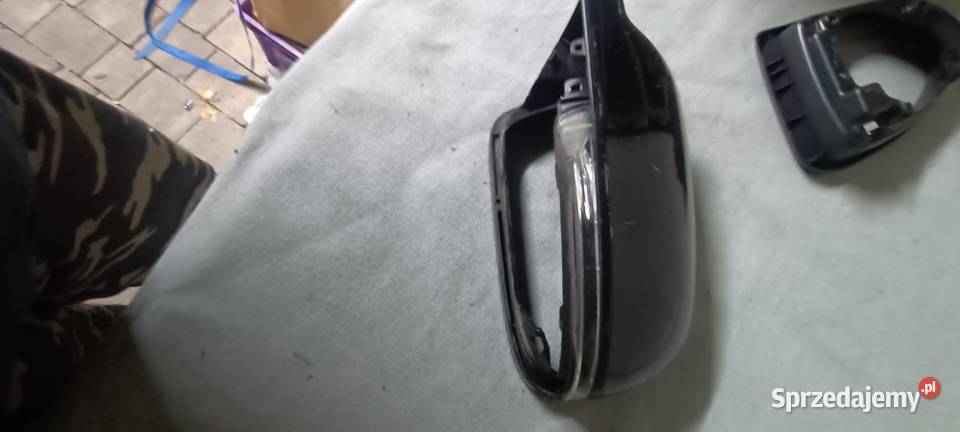AUDI A4 B8 A5 OBUDOWA LUSTERKA LEWA 8F0857527 osobowe Luzino