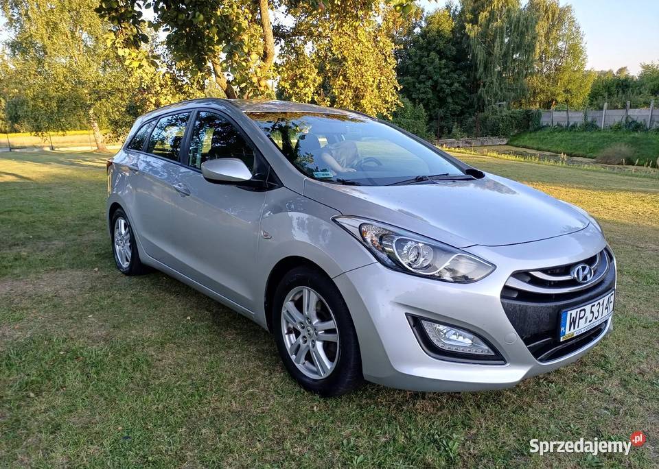 Hyundai i30 II 16 CRDi Premium i30 Strzyżowice
