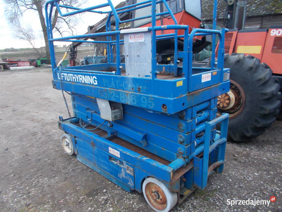 podnośnik nożycowy UP RIGHT X32 zwyżka Karasiewo