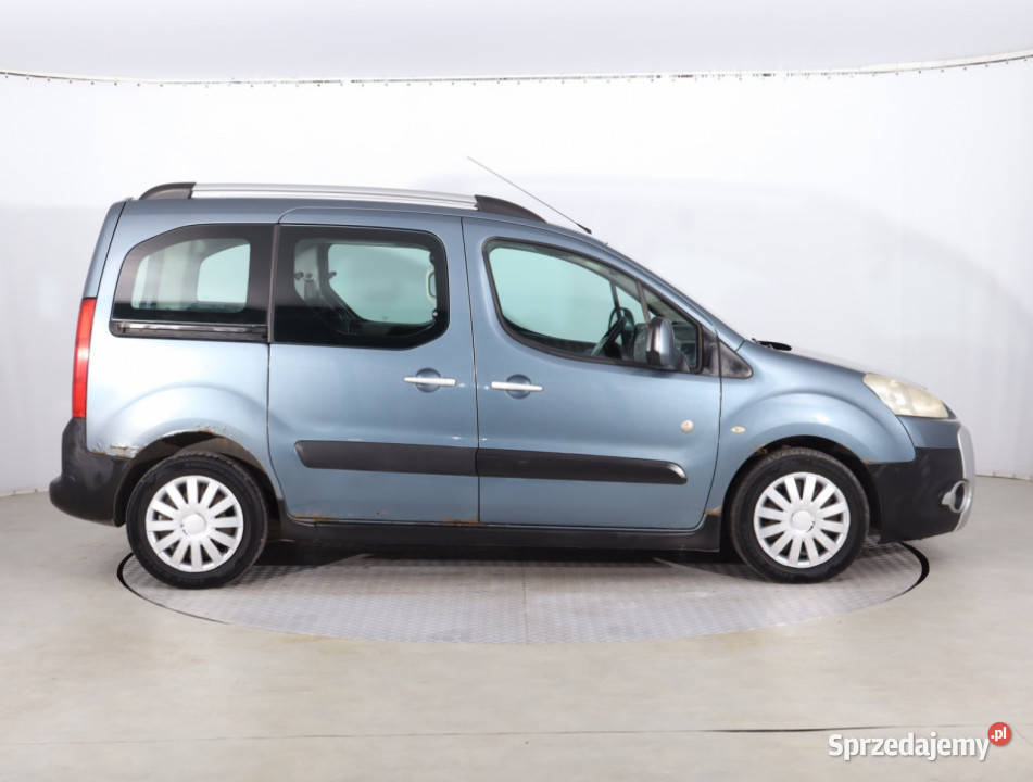 Peugeot Partner 16 HDi niebieski Piaseczno