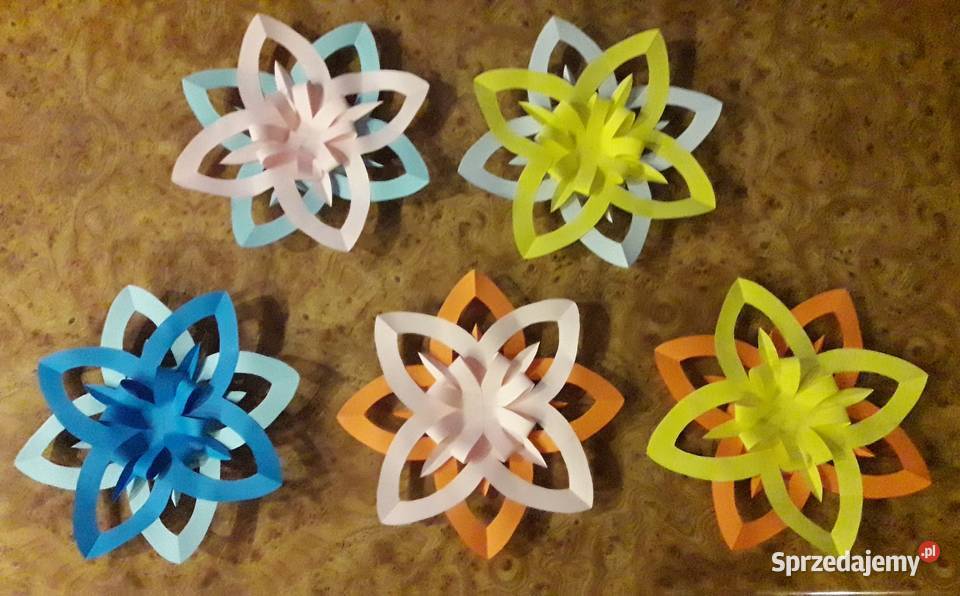Sprzedam dekorację z papieru gwiazdki Krosno