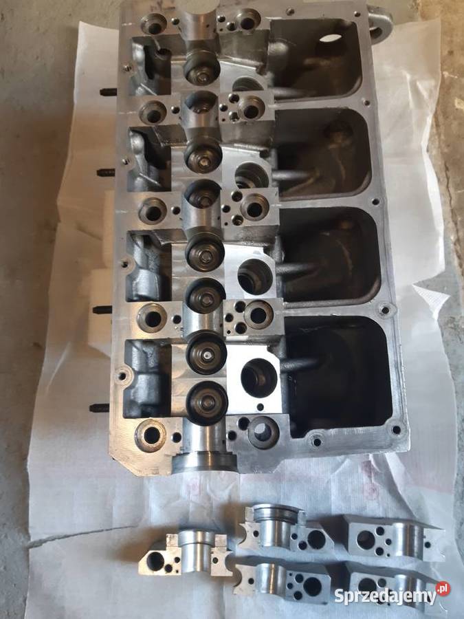 Głowica do samochodów 19 TDI 99r 115 z silnikami Pińczów sprzedam