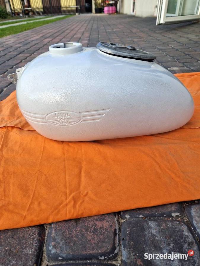 Zbiornik paliwa Jawa 250350 ze stacyjką z Stanisławów