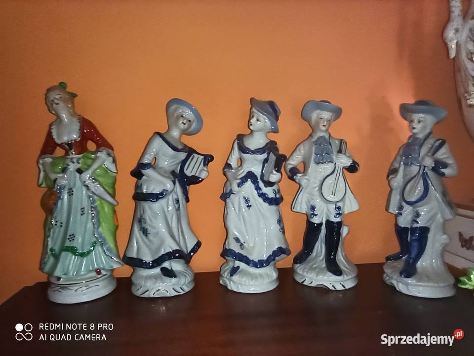 Figurka damy z Lirą Gdańsk