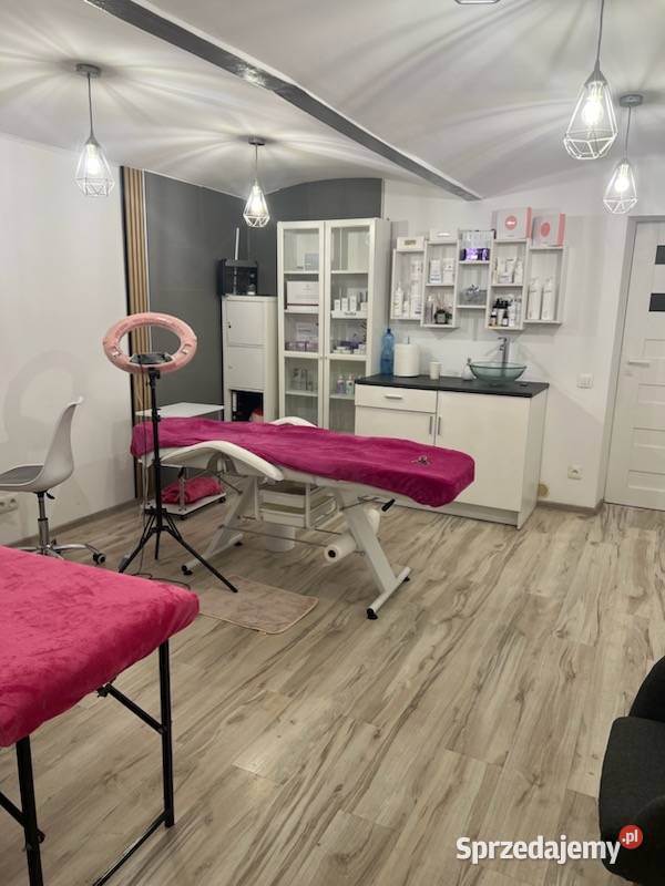 Śródmieście Pułaskiego 26m2 duży ruch bogata Wrocław sprzedam