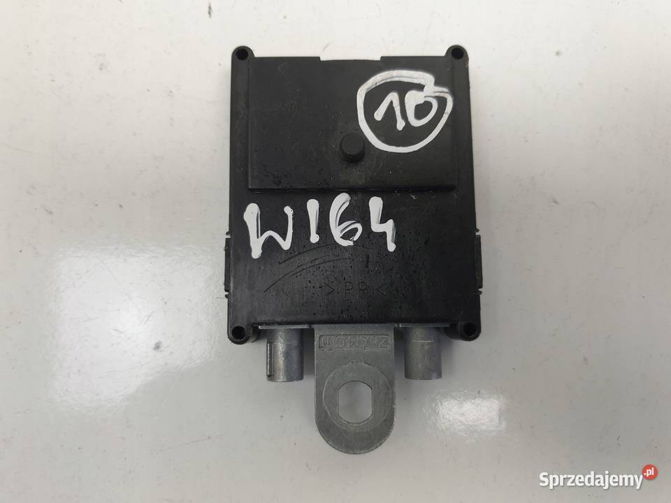 Mercedes ML W164 WZMACNIACZ ANTENY RADIA Sprzęt audio fabryczny Rudka