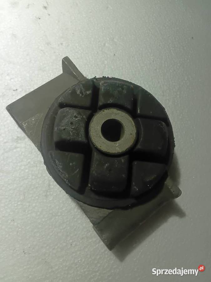 Poduszka skrzyni biegów AUDI 80 NOWA osobowe