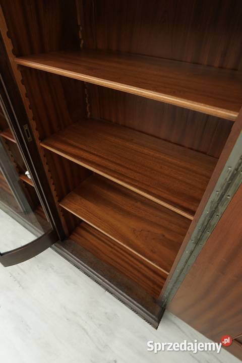 Antyczna biblioteka z lat 20tych Renowacji Jerka
