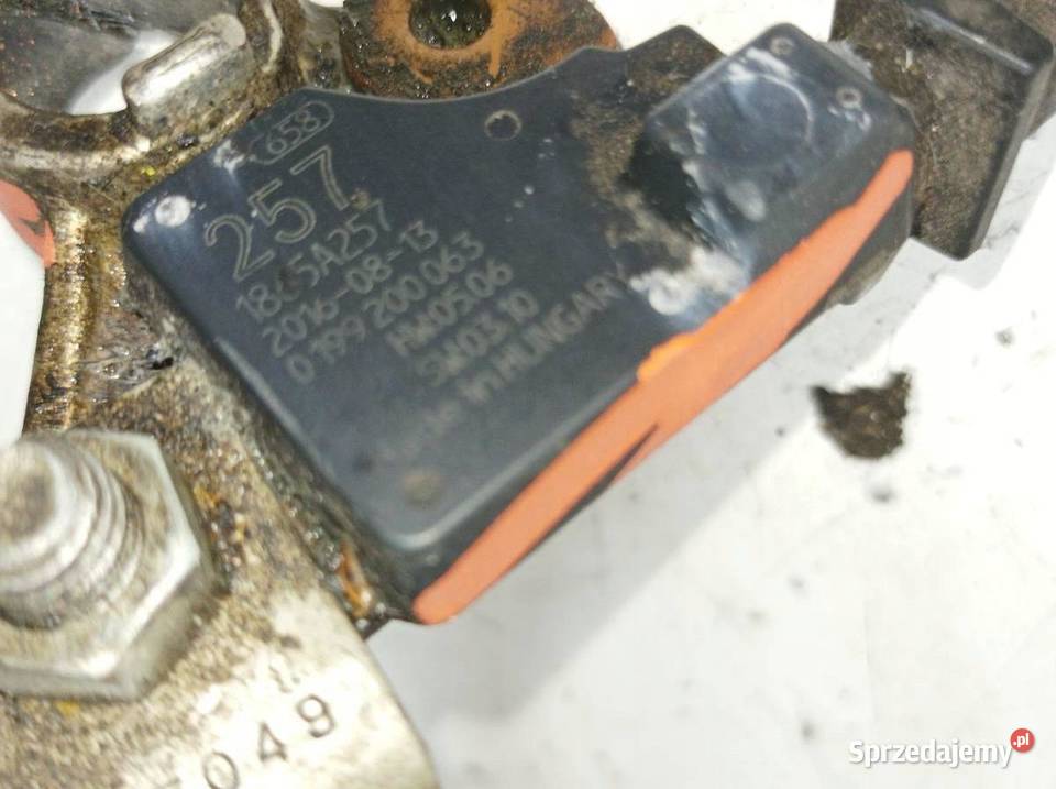 KLEMA MINUS MASA BEZPIECZNIK 8524A3280F1 12 B