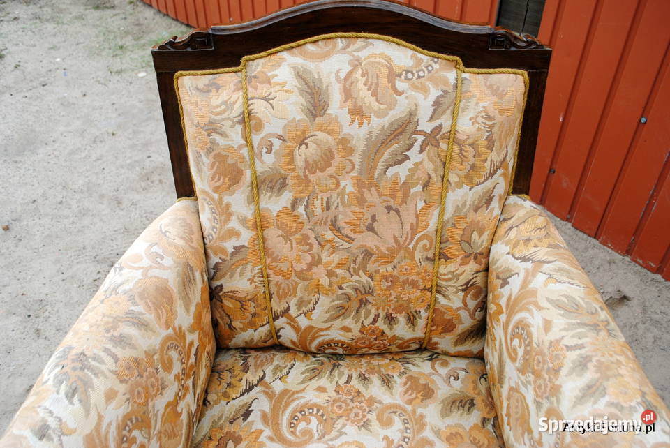 Stary fotel 40 pomorskie Mała Karczma sprzedam