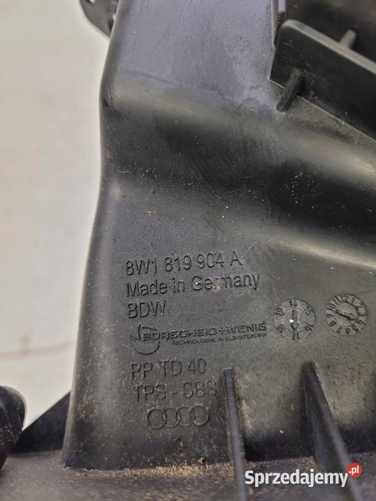 WLOT DOLOT POWIETRZA AUDI A4 B9 A5 8W1819904A