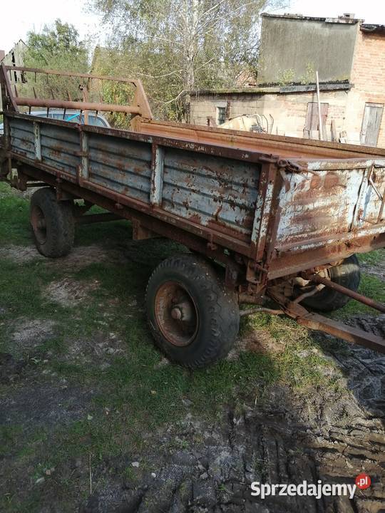 Rozrzutnik dwuosiowy do remontu Rozrzutniki obornika Dobroń sprzedam