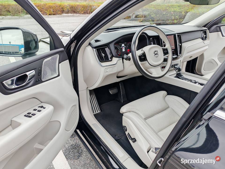 Volvo XC60 Pierwsza rej 2021 Bowers Wilkins full XC 60 Wrocław