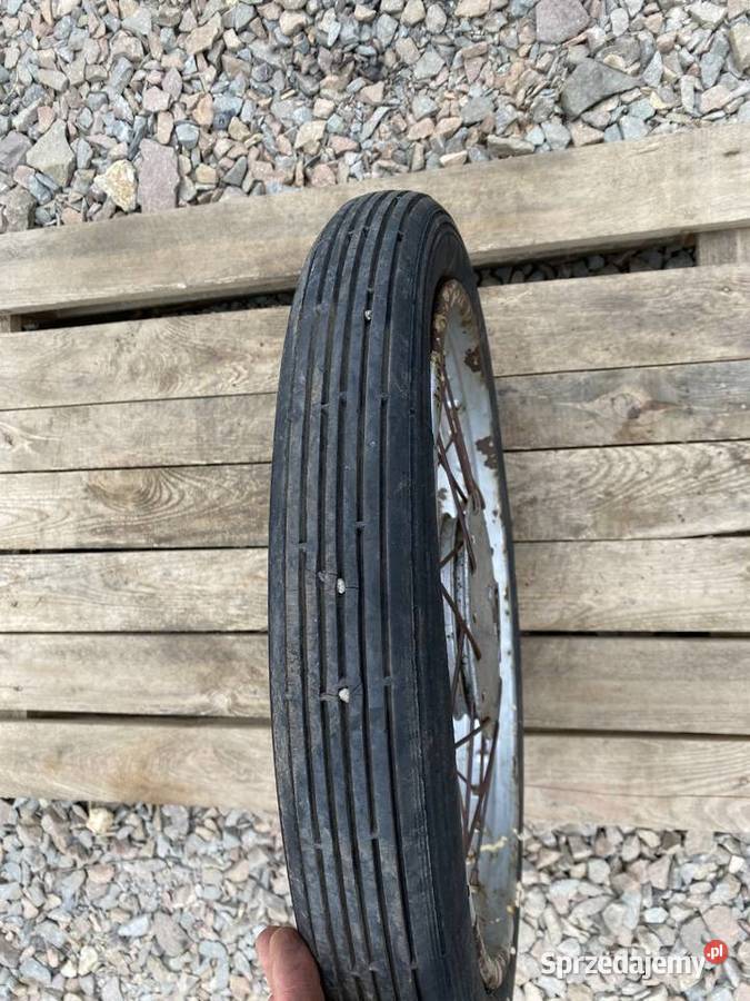 KOŁO PRZÓD WSK M06 125 150 175 OPONA