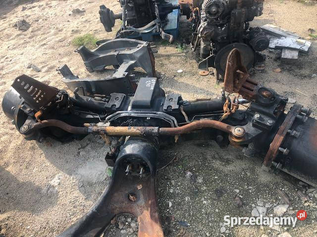Holland T7 Zwolnica Zwrotnica Półoś Skrzynia Jastrzębniki