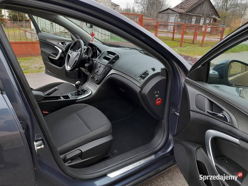 Opel Insignia Sedan 16 benzyna 115 koni6 Siedliszcze-Osada