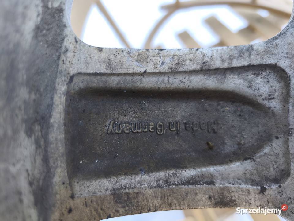 Felga Ronal 5x112 8D0601025J Audi z oponą