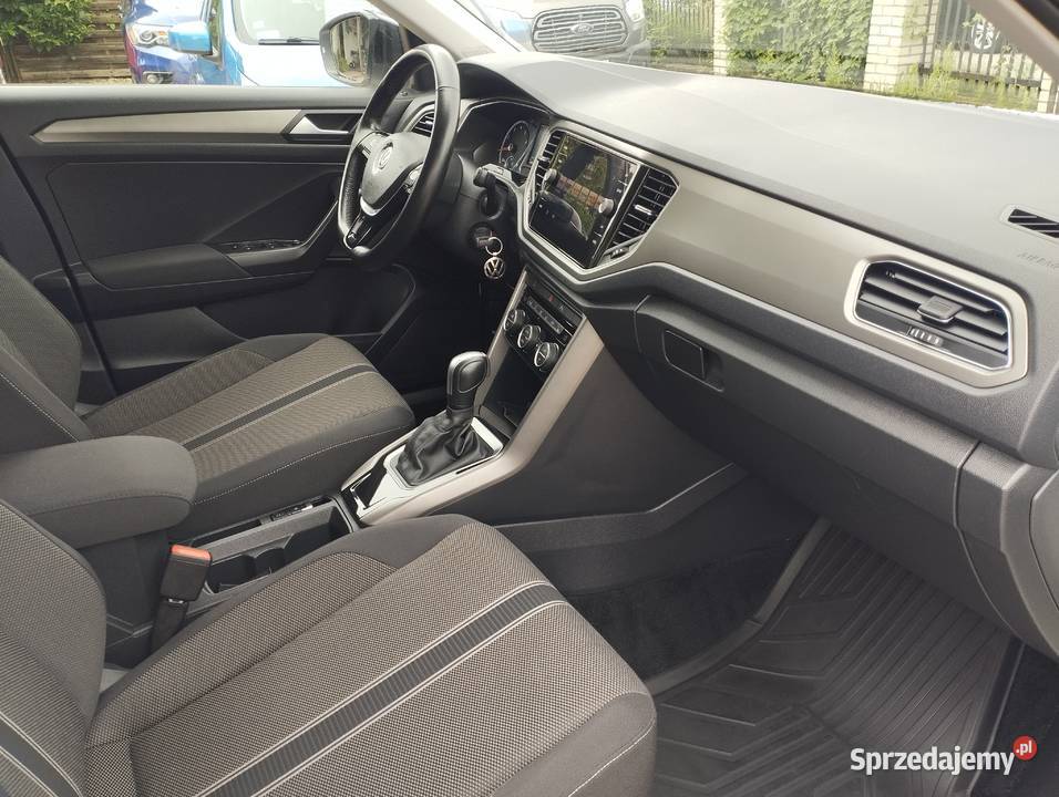 Volkswagen TRoc 62 salon Polska 2020 Warszawa