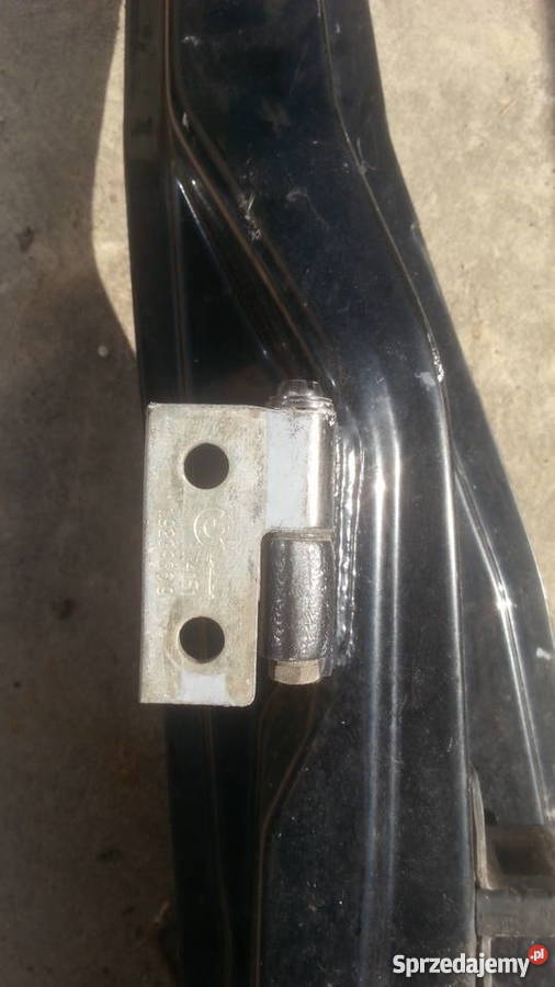 słupek prawy sedan BMW E30 lubelskie Biłgoraj sprzedam