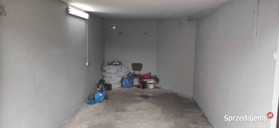 Sprzedam garaż samodzielny Zduńska Wola