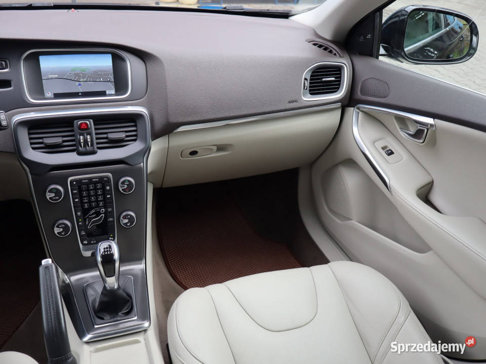 Volvo V40 20 D4 śląskie