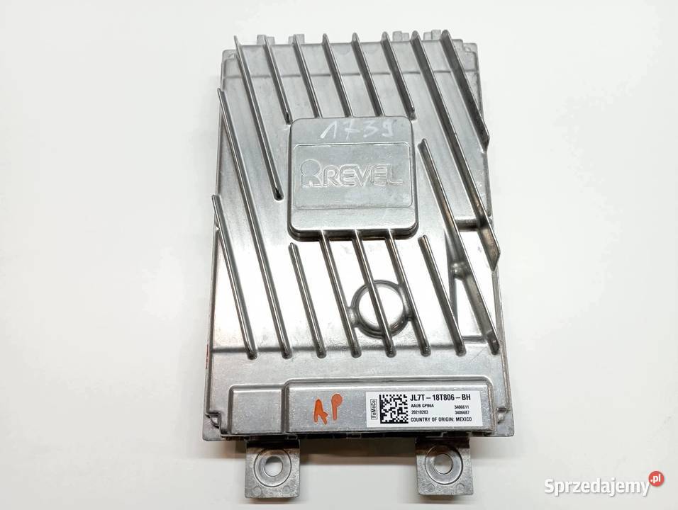 WZMACNIACZ JL7T18T806BH Lincoln Navigator IV