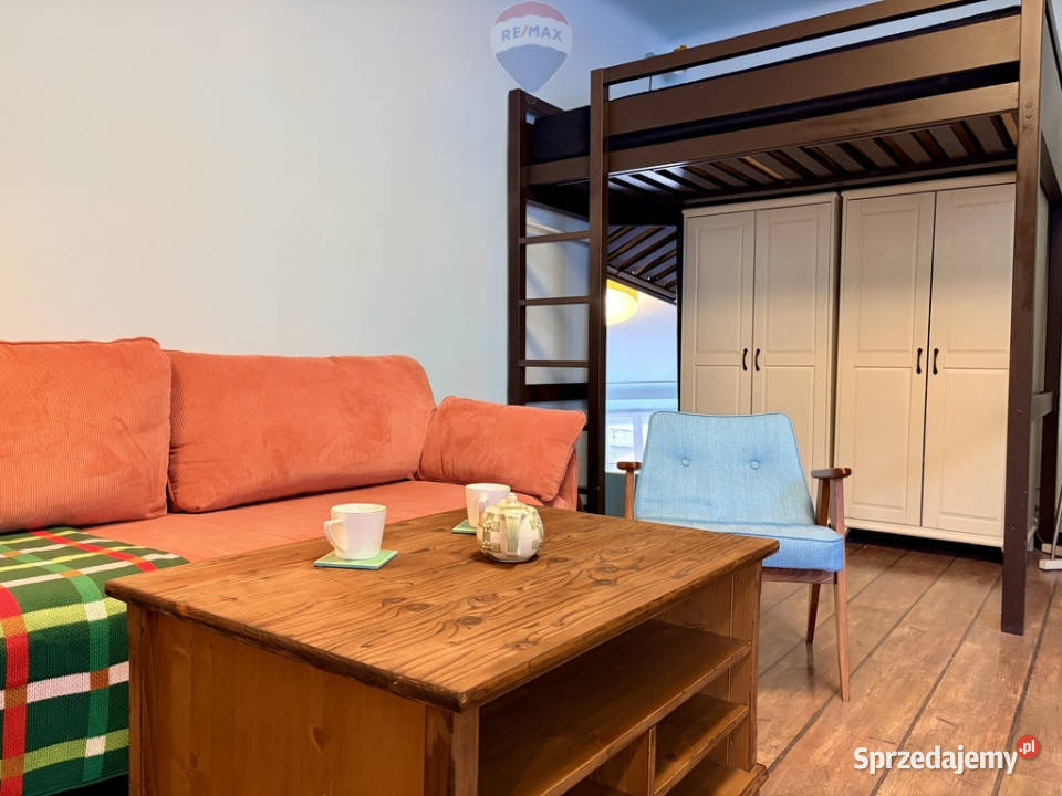 Klimatyczna kawalerka w kamienicy na Powiślu 37.79m2 Warszawa sprzedam