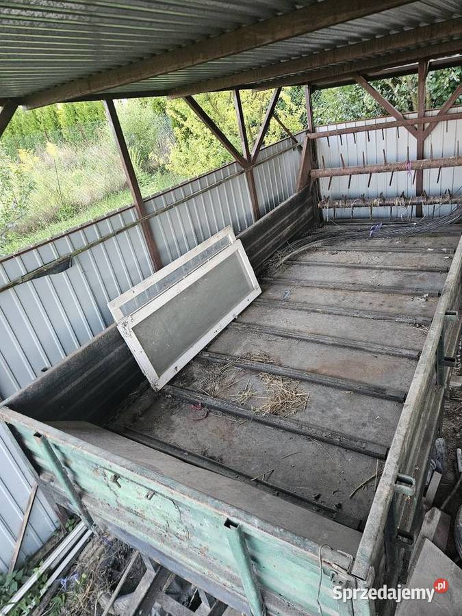 Rozrzutnik obornika ładowność 35t przyczepa Grajów