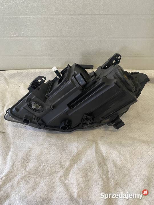 MERCEDES CLA W117 117 LAMPA BI XENON ORYGINALNA Jasienica