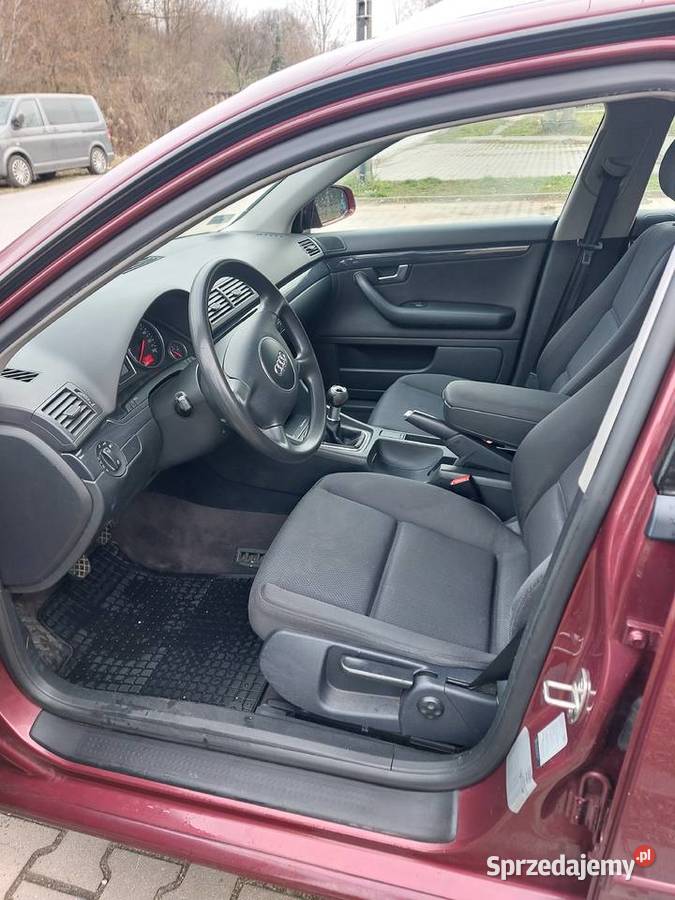 Audi A4B6 2002 Avant 20 130 klima hak Rok produkcji 2002 Marki