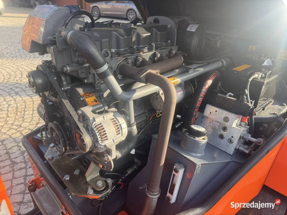 Walec Hamm HD14 VT GumaStal Chojnów