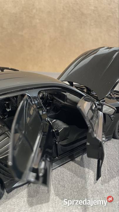118 BMW M3 CS G80 full open nie norev autoart Kluczbork