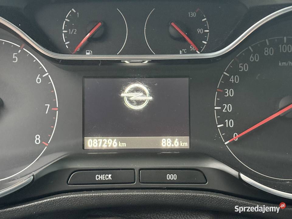 Opel Crossland z 2021 Rok produkcji 2021 Krosno