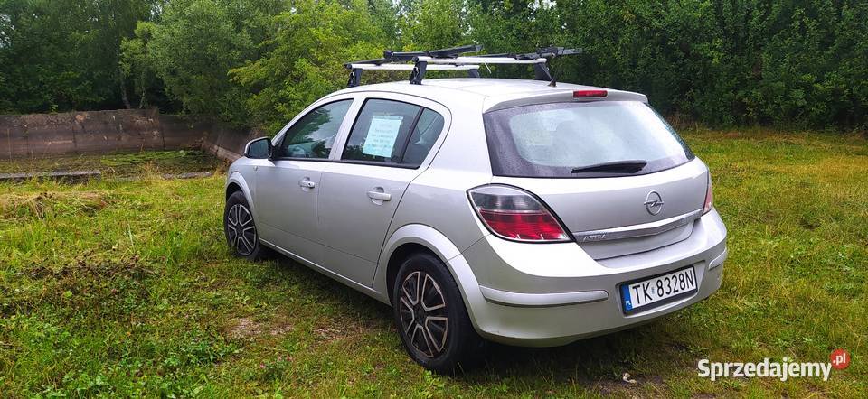 Opel Astra III H benzynaLPG 2010 215000km Kielce sprzedam