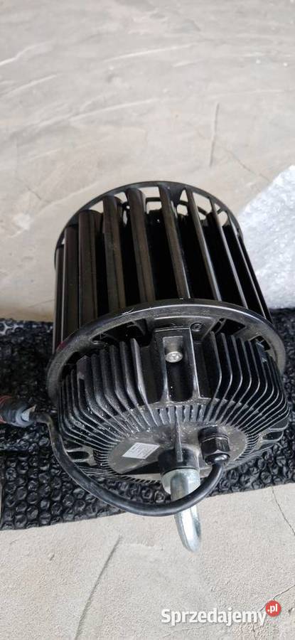 Lampa halowa garażowa LED śląskie Kłomnice sprzedam