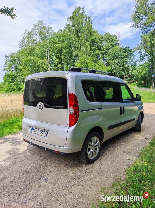 Opel Combo 16 CDTI 2017 r Salon czujnik parkowania Świercze