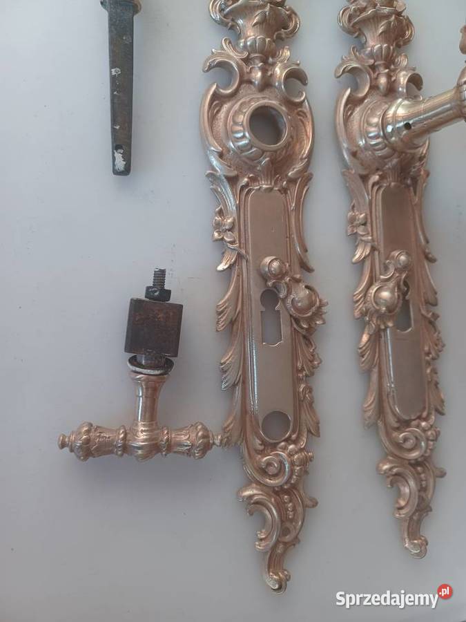 Mosiężne klamki i szyldy pałacowe Poznań