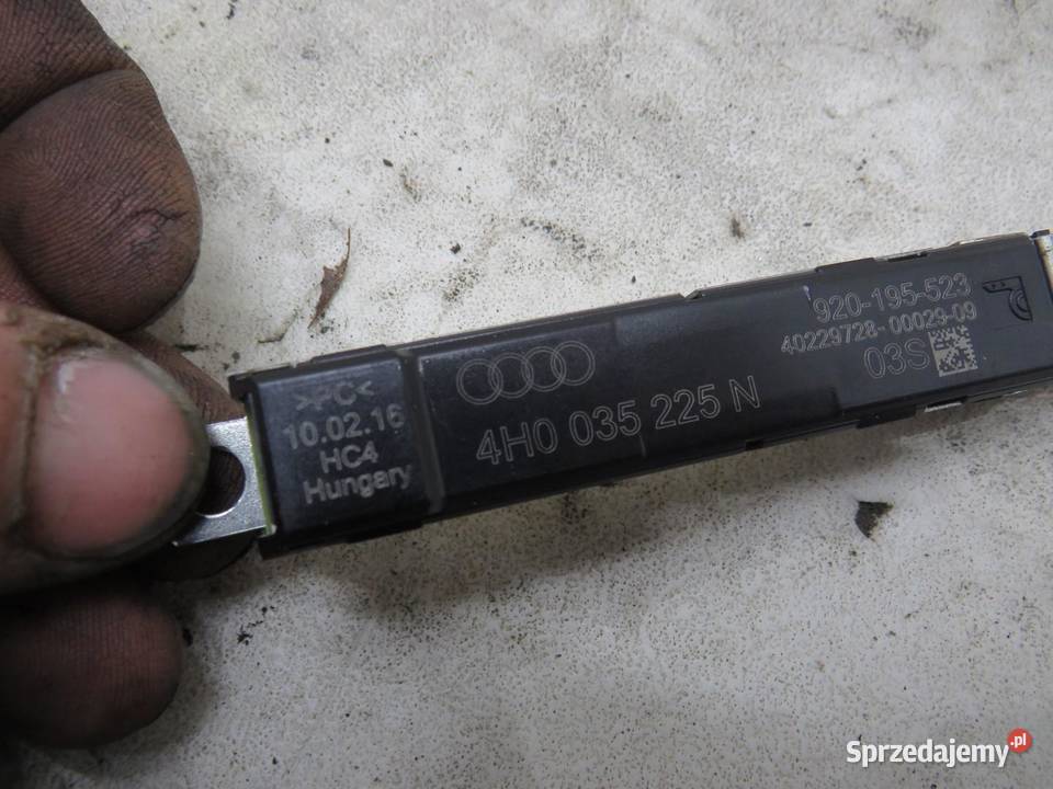 WZMACNIACZ ANTENY AUDI A8 D4 4H0035225N