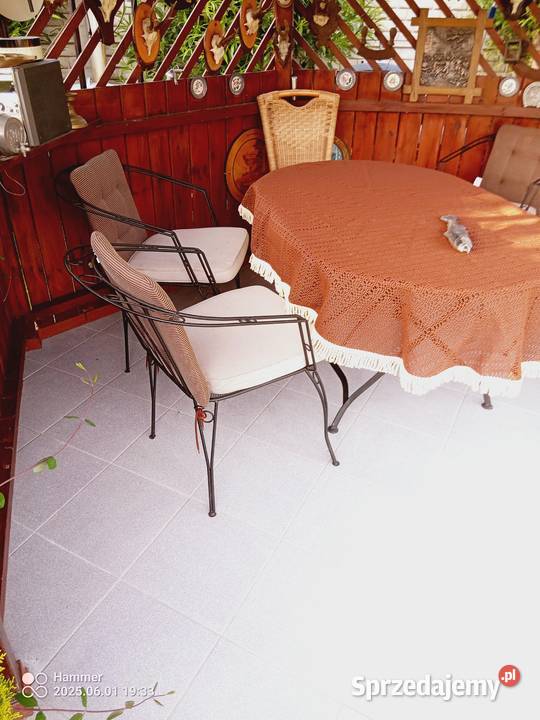 Stół i krzesła ogrodowe Twardogóra